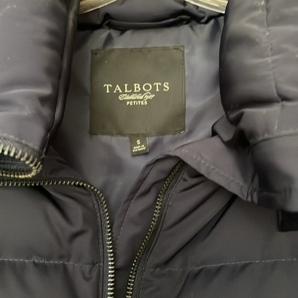 Talbots Down Vest - Picture 2 of 4